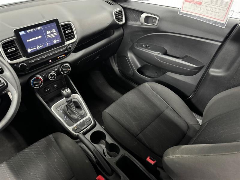 2021 Hyundai Venue - Image 20