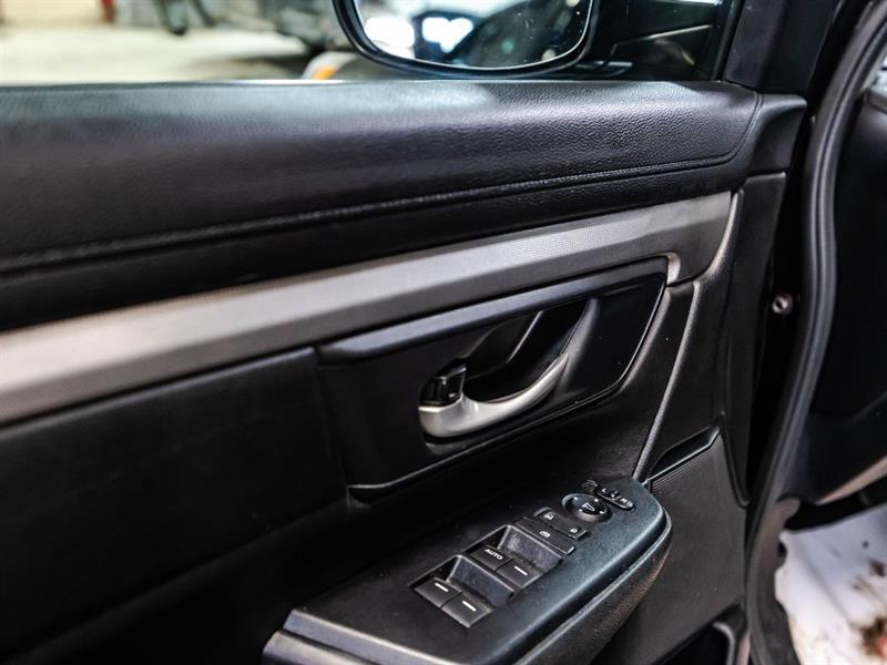 2018 Honda CR-V - Image 11
