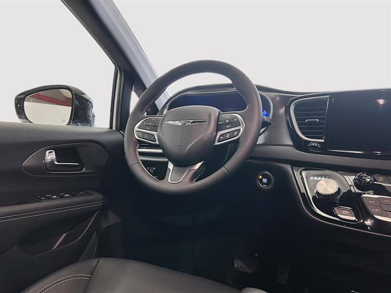 chrysler Grand Caravan 2026 - 13