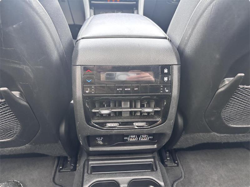 jeep Grand Cherokee L 2024 - 12