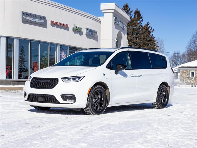 chrysler Pacifica 2024
