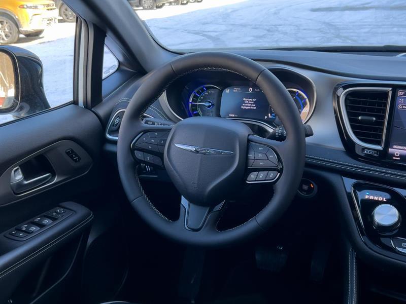chrysler Pacifica 2024 - 14