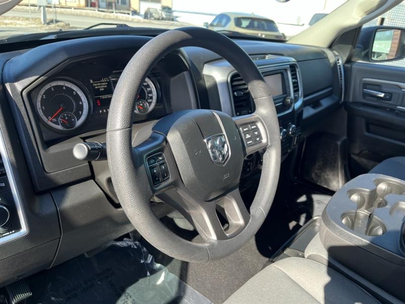 ram 1500 Classic 2023 - 15