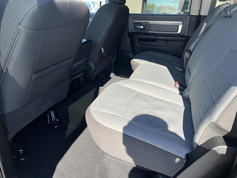 ram 1500 Classic 2023 - 31