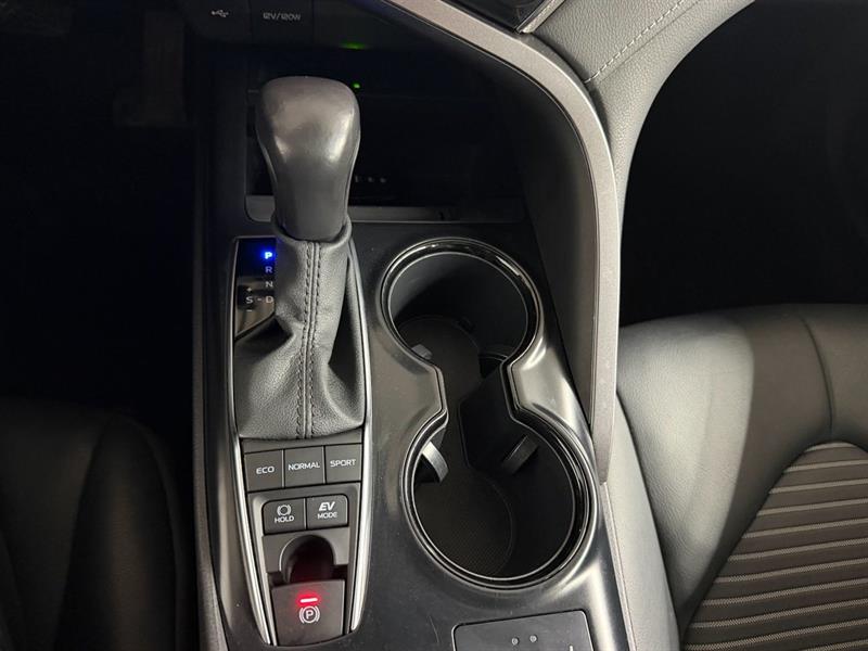 toyota Camry Hybrid 2020 - 17