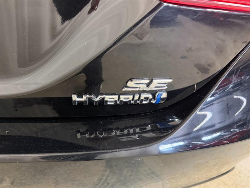 toyota Camry Hybrid 2020 - 28