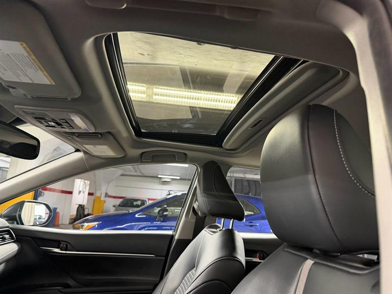 toyota Camry Hybrid 2020 - 33