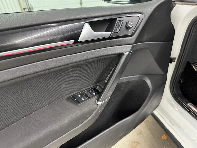 volkswagen Golf GTI 2017 - 16
