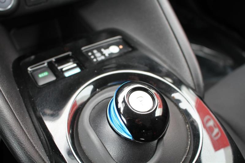 nissan LEAF 2022 - 15