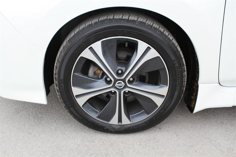 nissan LEAF 2022 - 24