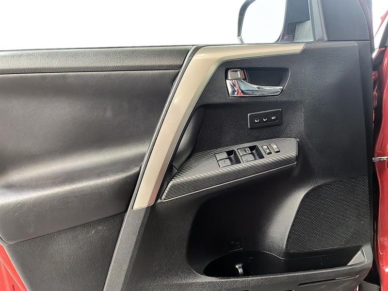 toyota RAV4 2015 - 11