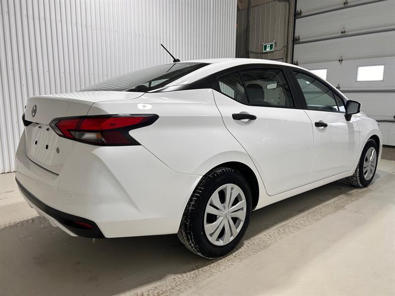 2024 Nissan Versa - Image 5