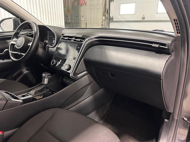 2022 Hyundai Tucson - Image 18