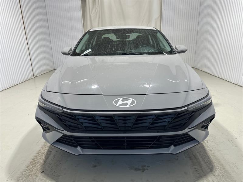 2024 Hyundai Elantra - Image 2