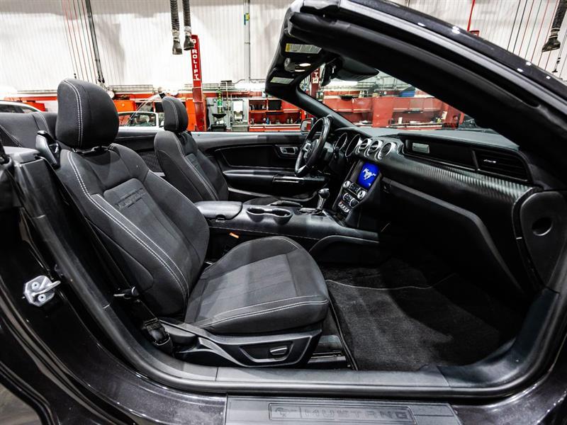 2022 Ford Mustang - Image 16