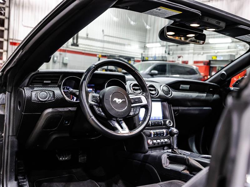 2022 Ford Mustang - Image 20