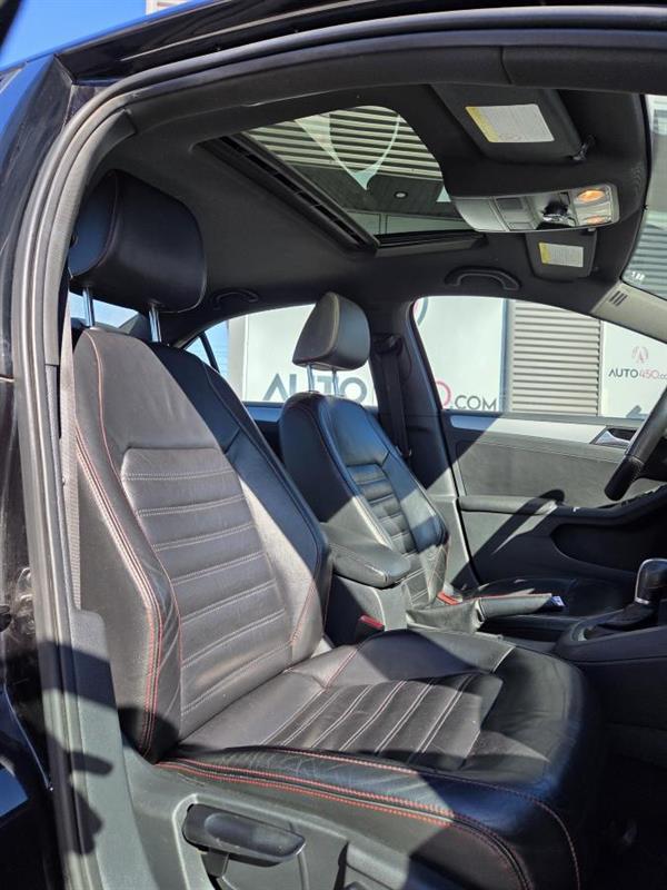 2014 Volkswagen Jetta - Image 11