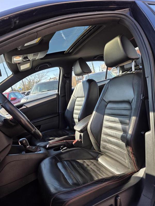 2014 Volkswagen Jetta - Image 16