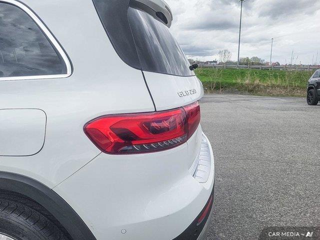 mercedes-benz GLB 2023 - 14