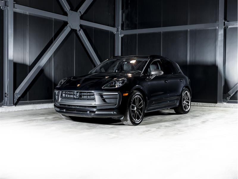 2025 Porsche Macan T AWD