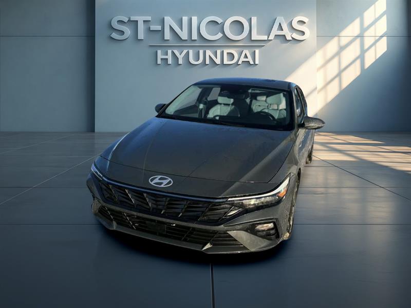 hyundai Elantra 2024