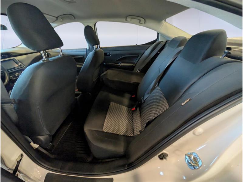 nissan Versa 2021 - 9