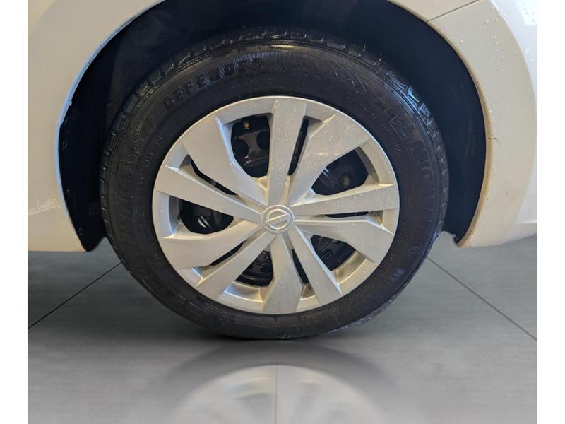 nissan Versa 2021 - 15