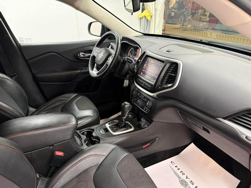 jeep Cherokee 2015 - 11