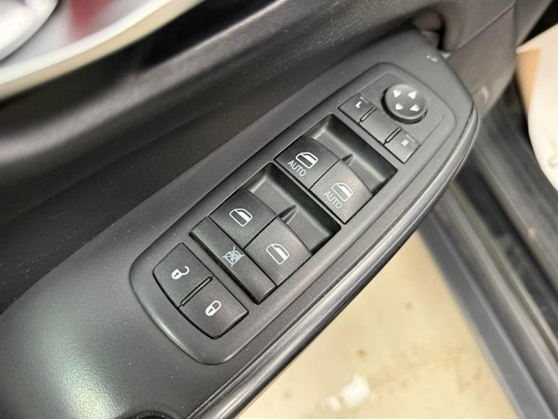 jeep Cherokee 2015 - 13