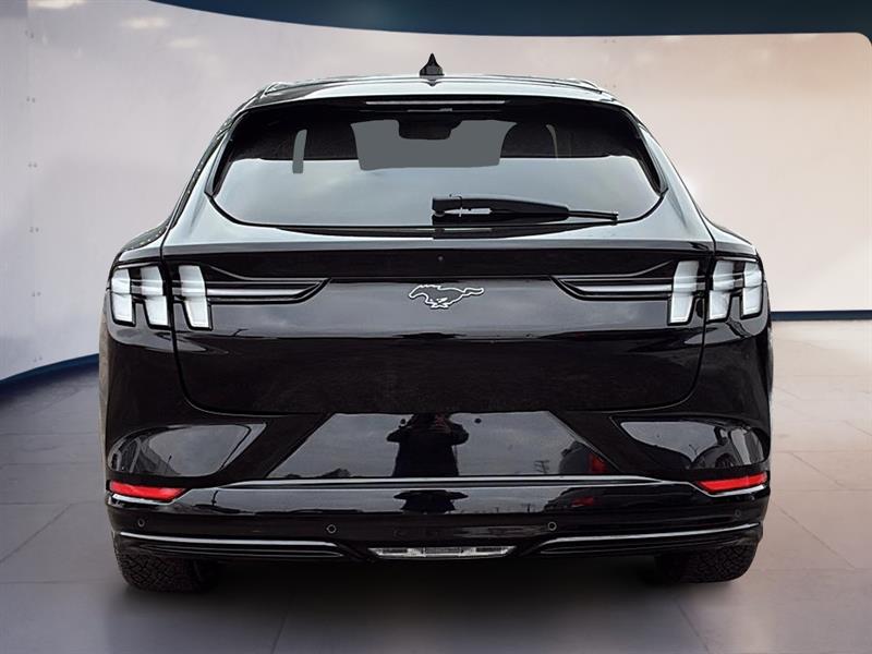 ford Mustang Mach-E 2024 - 3