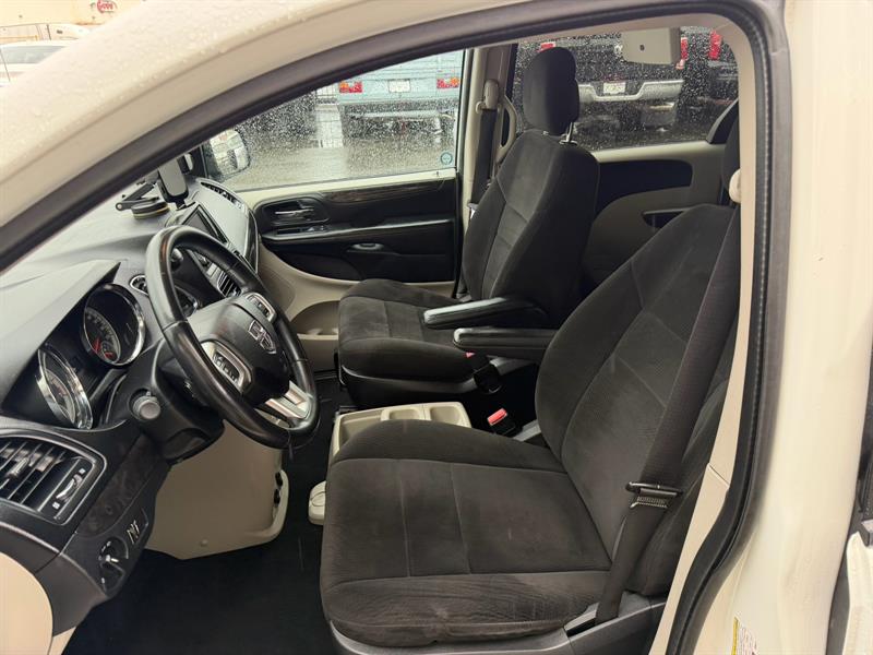 dodge Grand Caravan 2012 - 17