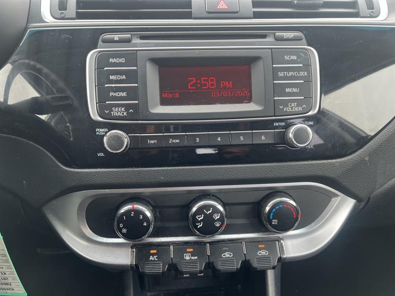 kia Rio 2017 - 12