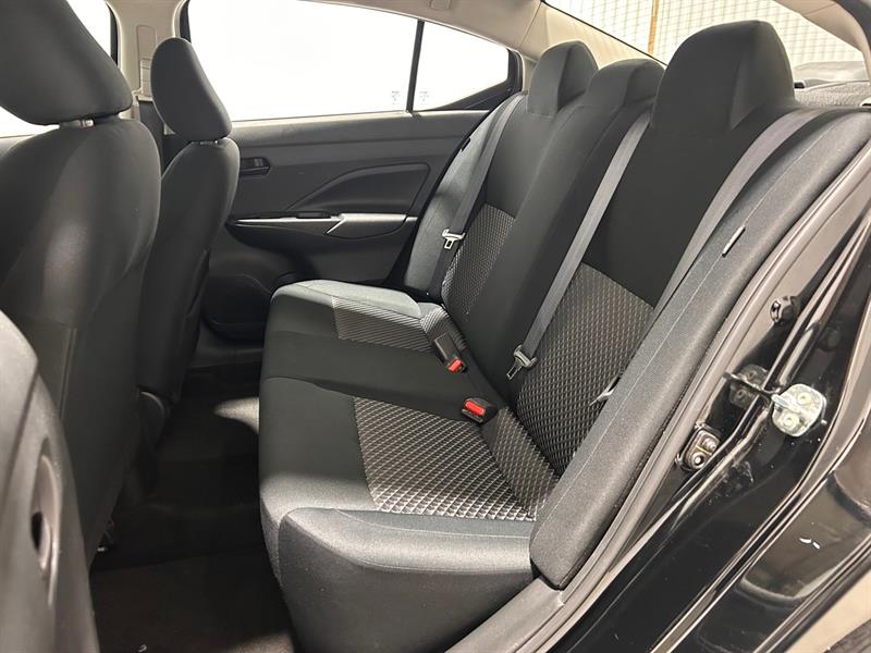 nissan Versa 2023 - 14