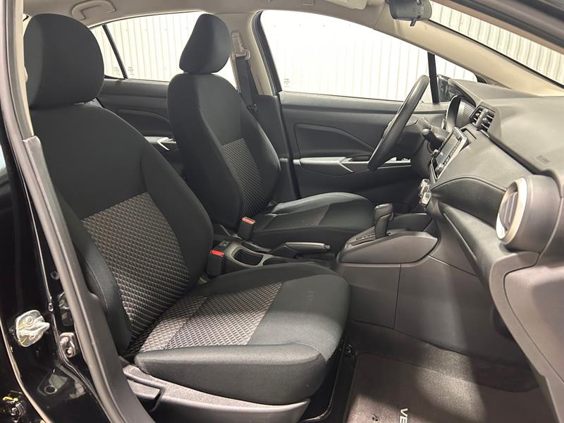 nissan Versa 2023 - 18