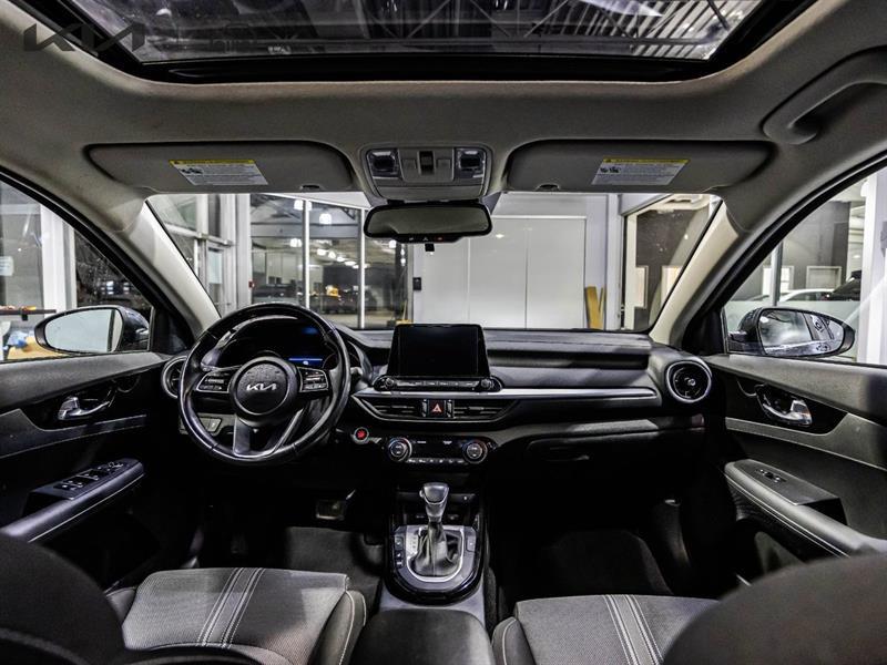 2023 Kia Forte - Image 18