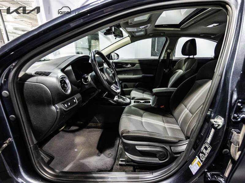 2023 Kia Forte - Image 23