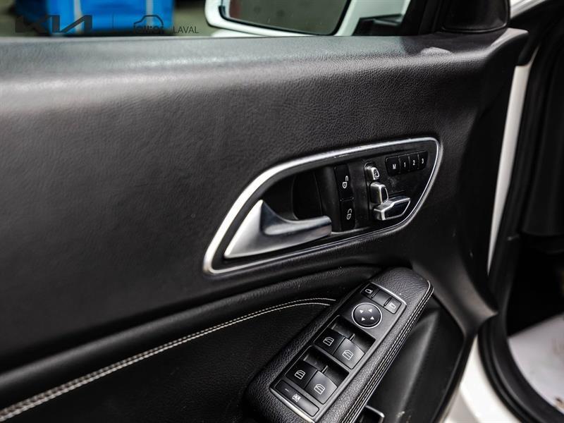 2018 Mercedes-Benz CLA - Image 11