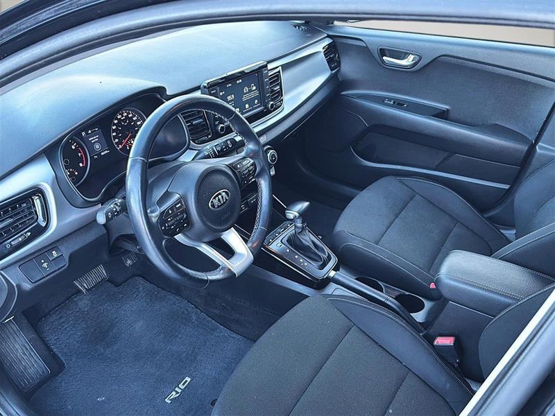 2020 Kia Rio - Image 10