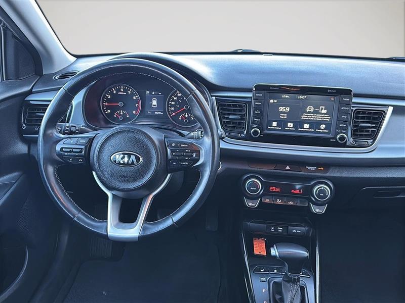 2020 Kia Rio - Image 12