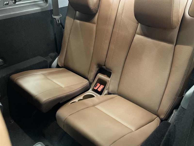 2024 Mercedes-Benz GLE - Image 32