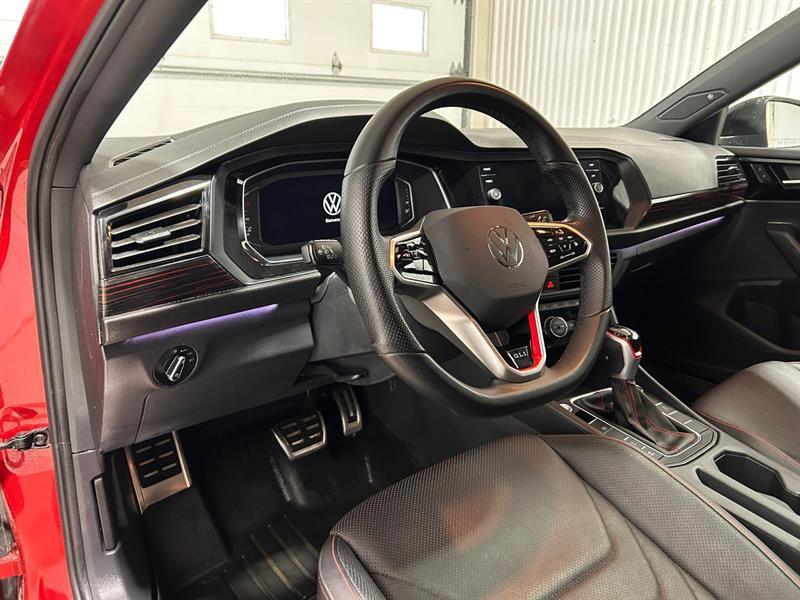 2024 Volkswagen Jetta - Image 13