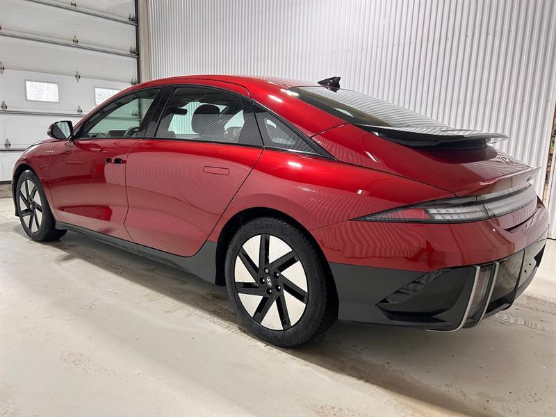 2024 Hyundai Ioniq - Image 11