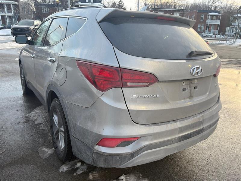 2017 Hyundai Santa Fe - Image 4