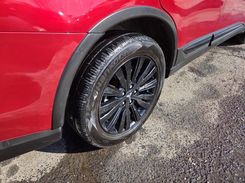 2020 Mitsubishi Outlander - Image 8