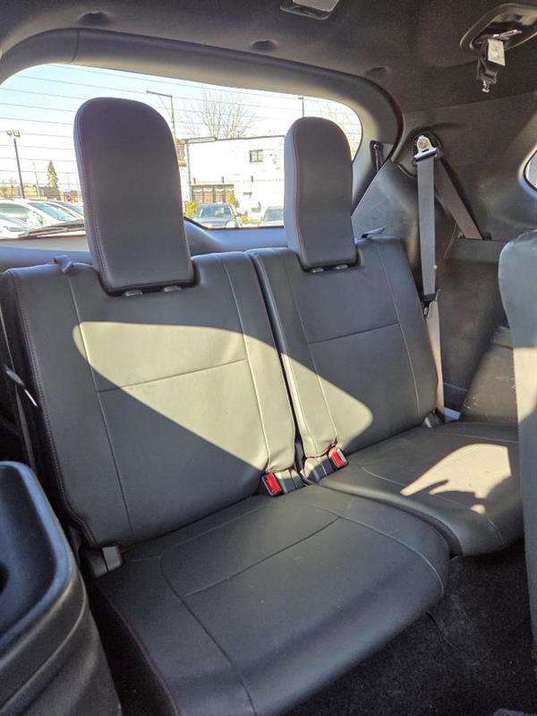 2020 Mitsubishi Outlander - Image 13