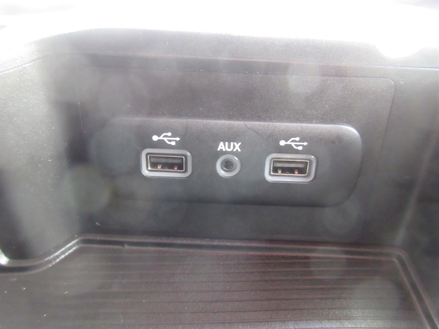 ram 1500 Classic 2022 - 35