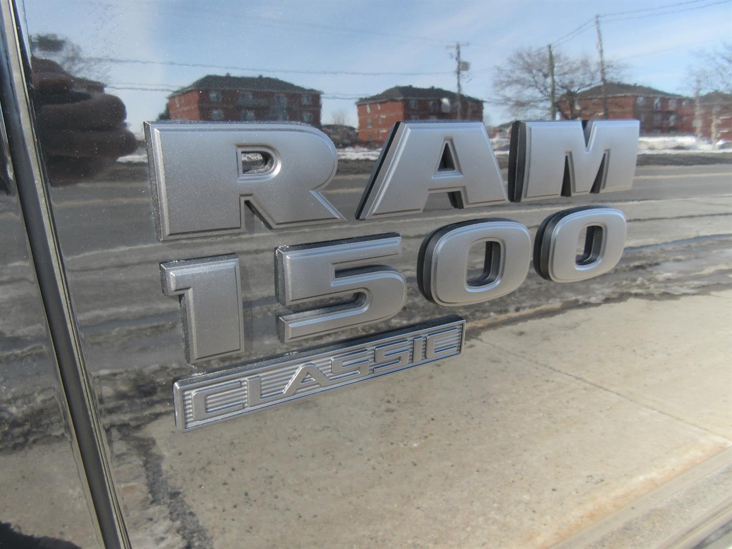 ram 1500 Classic 2022 - 18