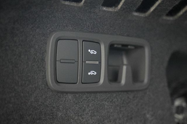 audi Q8 2025 - 12