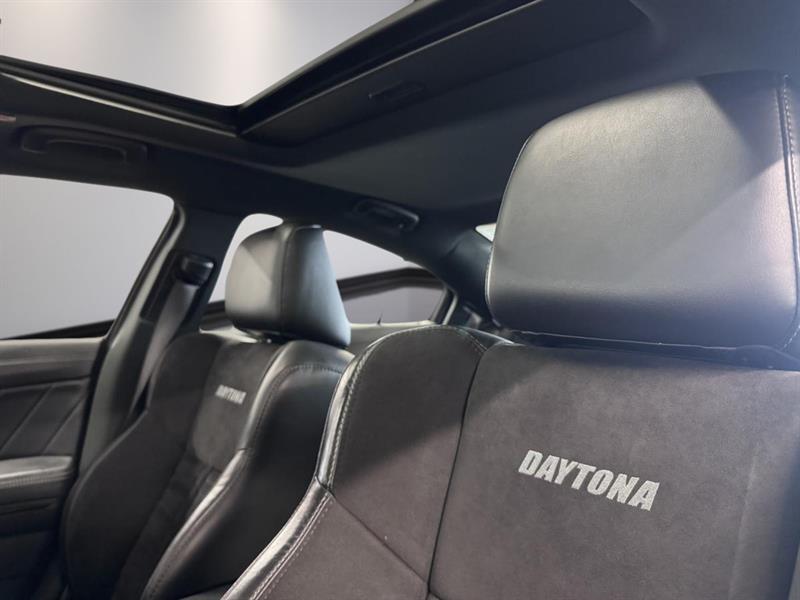 dodge Charger 2022 - 8