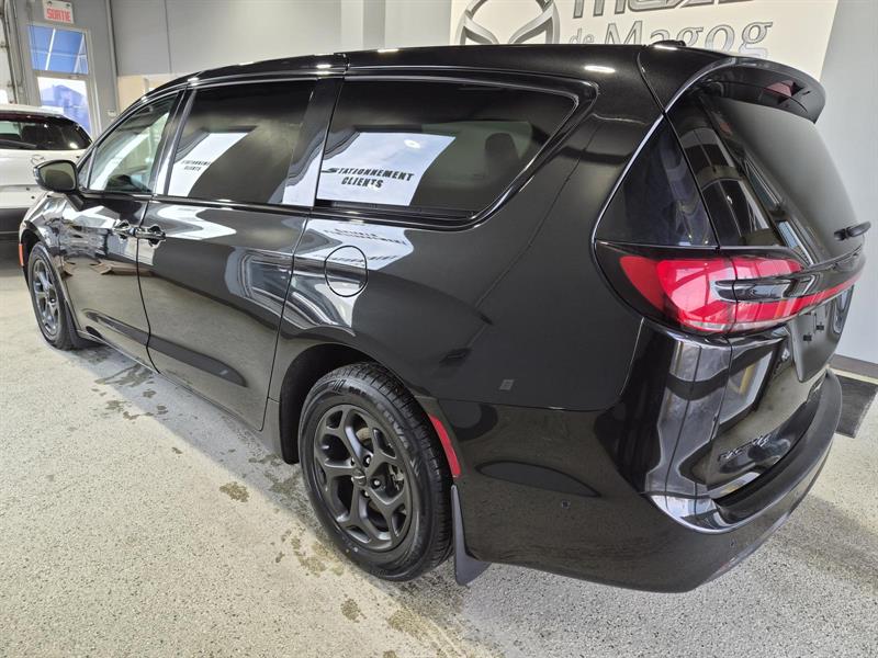 chrysler Pacifica 2023 - 3
